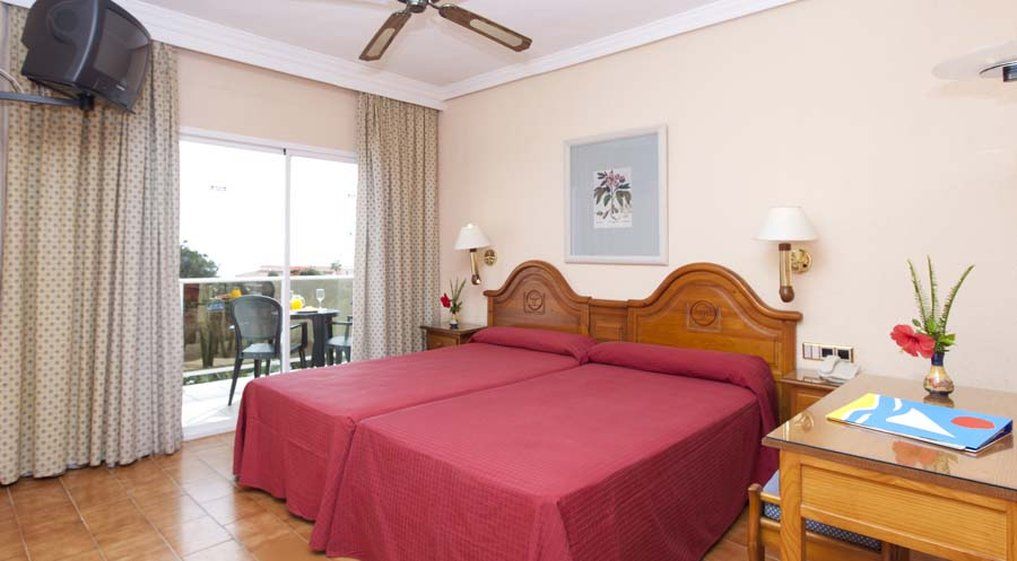 Diverhotel Dino מארבלה מראה חיצוני תמונה